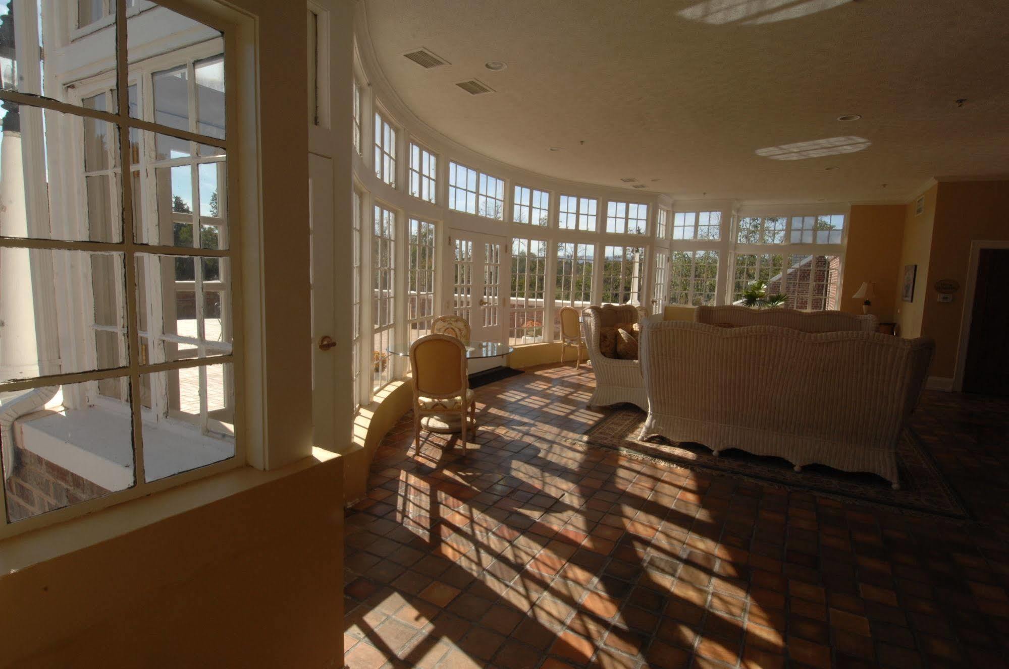 The Mimslyn Inn Luray Bagian luar foto